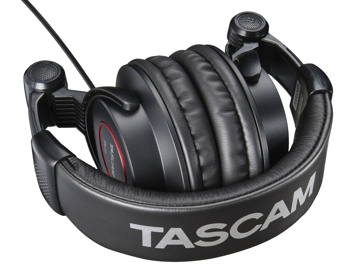 Tascam TH-11